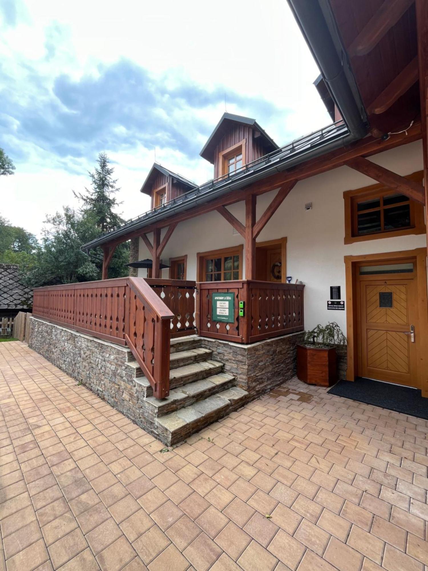 Apartmany La Siska Vsetín Extérieur photo